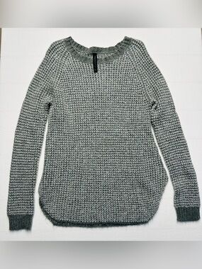 Aeropostale Women’s M Gray Textured Knit Crew Neck Sweater Cozy